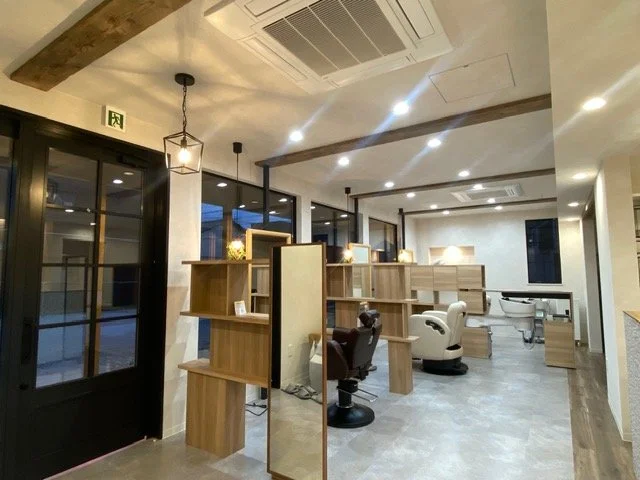 l’pur by shimaの店内・施術風景 2